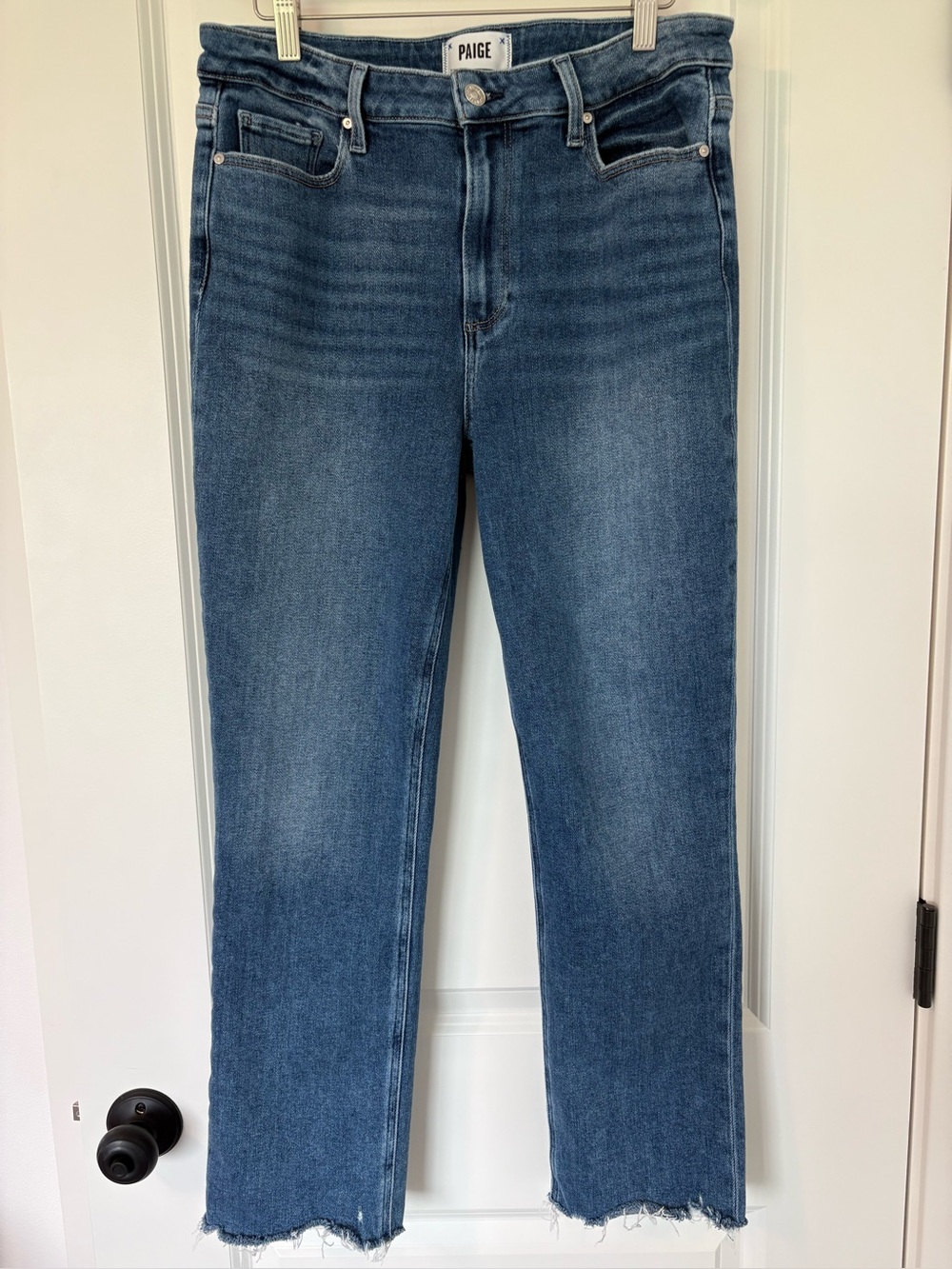 Paige Cindy Raw hem ankle Jeans size 31